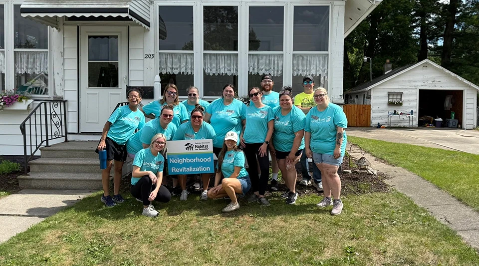 Wildfire Bay Road Branch employees help with Habitat for Humanity build in Saginaw.