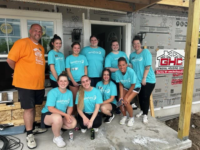 Wildfire State Street Branch employees help with Habitat for Humanity build in Saginaw.