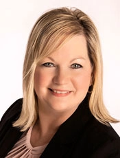 Headshot of Wildfire's Bay City mortgage specialist Cheryl Voisine.